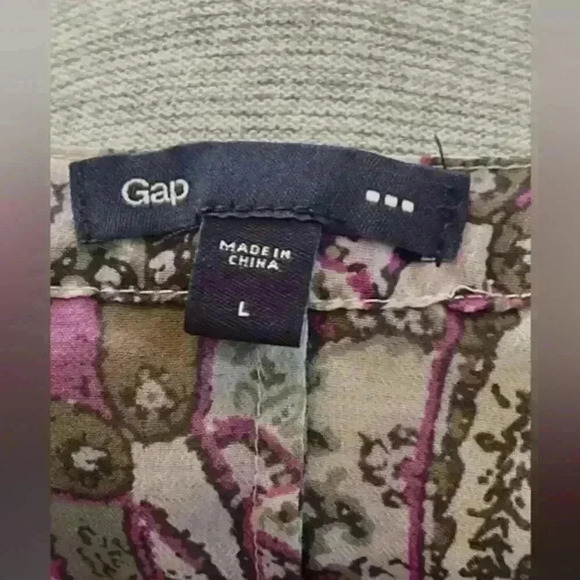 Gap Sheer Paisley Pleated Blouse with Roll up 3/4 Sleeves Women's Size Large - Picture 6 of 6
